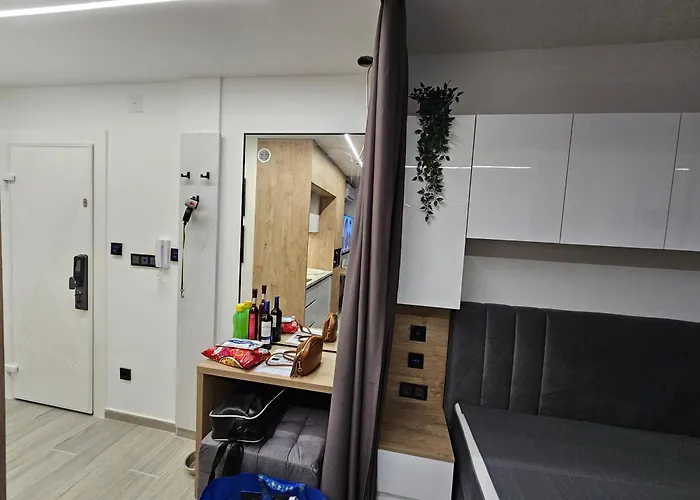 شقة Katarina C67 Lux, Silver Lake, Srebrno Jezero, Veliko Gradiste *